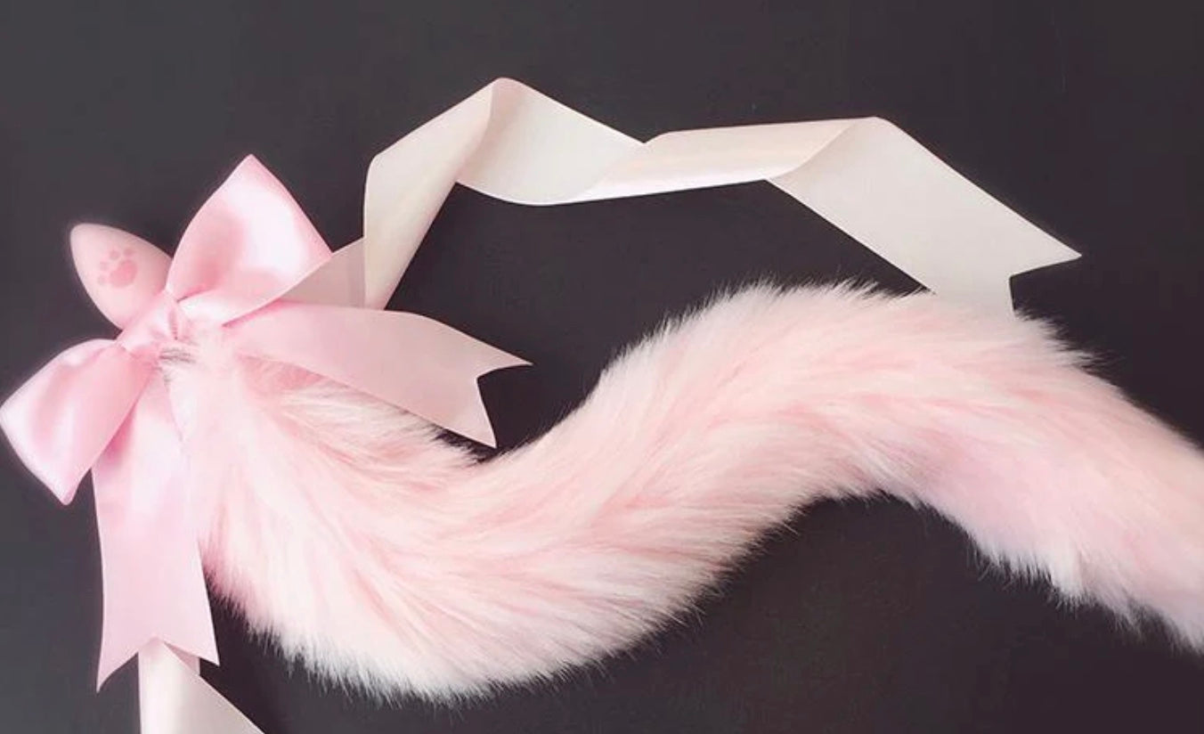 Silicone butt plug - pink fox tail